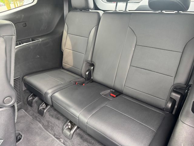 Used 2025 Buick Enclave Preferred AWD/4WD image 22