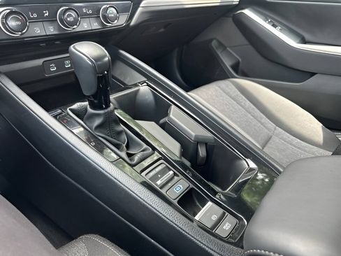 Used 2024 Honda Accord Sport image 23