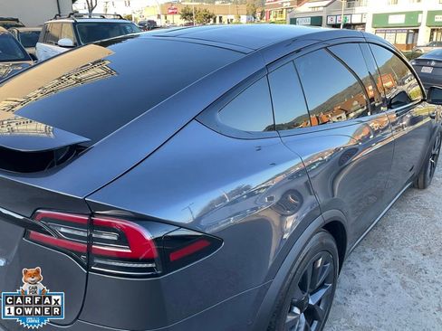 Used 2023 Tesla Model X image 99