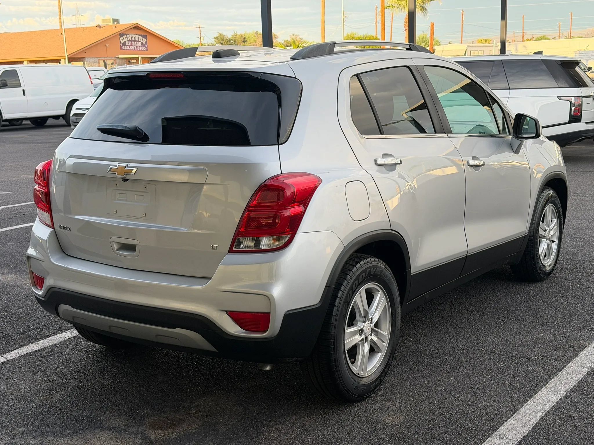 Used 2019 Chevrolet Trax LT w/ LT Convenience Package FWD image 10