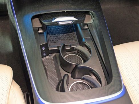 Used 2026 Mercedes-Benz E 350 4MATIC Sedan image 23