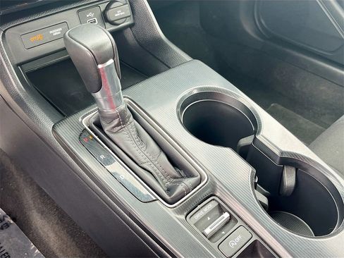 Used 2023 Honda Civic Sport image 16