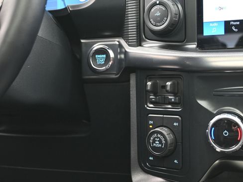 Used 2025 Ford F150 Platinum w/ Equipment Group 702A High image 39