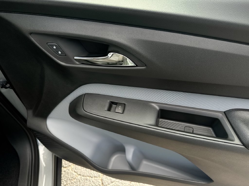 New 2027 Chevrolet Bolt LT FWD image 30