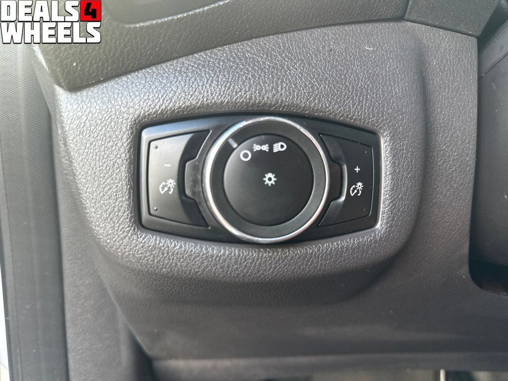 Used 2015 Ford Transit Connect XL FWD image 28