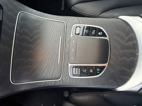 Used 2021 Mercedes-Benz GLC 300 4MATIC image 27