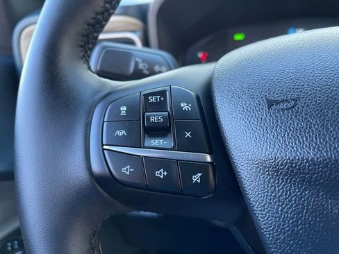 Certified 2025 Ford Maverick Lariat w/ 4K Tow Package image 16