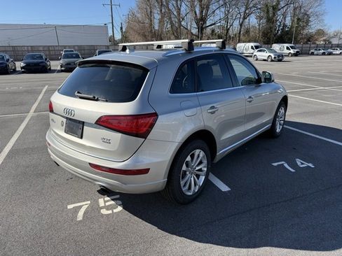 Used 2016 Audi Q5 2.0T Premium Plus w/ Technology Package image 10