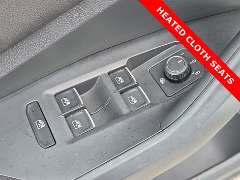 Used 2025 Volkswagen Jetta Sport image 13