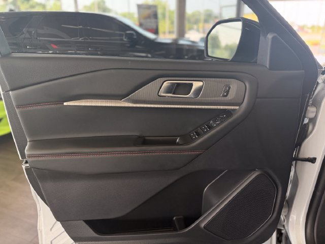 Used 2026 Ford Explorer ST-Line AWD/4WD image 37
