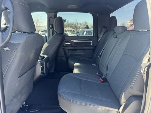 Used 2024 RAM 2500 Big Horn w/ Sport Appearance Package image 12