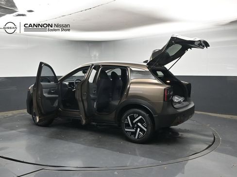 New 2026 Nissan Kicks SV w/ SV Premium Package FWD image 46
