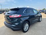 Used 2022 Ford Edge SEL w/ Convenience Package image 4