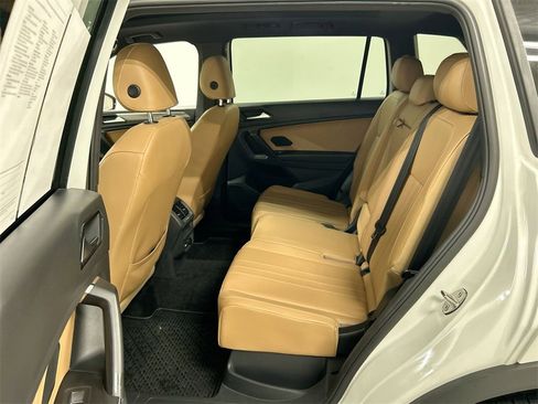 Used 2023 Volkswagen Tiguan SE R-Line image 20