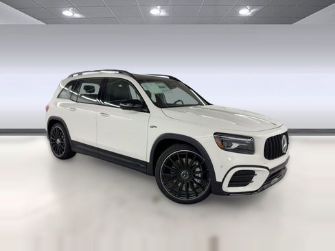 New 2026 Mercedes-Benz GLB 35 AMG 4MATIC image 7