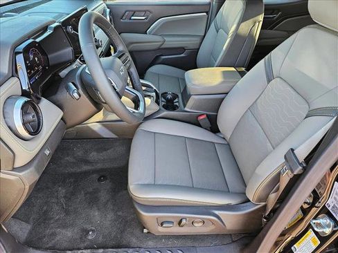 New 2026 Chevrolet Colorado ZR2 w/ Technology Package AWD/4WD image 4