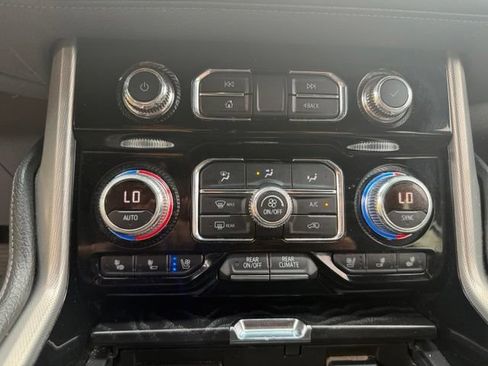 Used 2021 GMC Yukon XL Denali RWD image 24