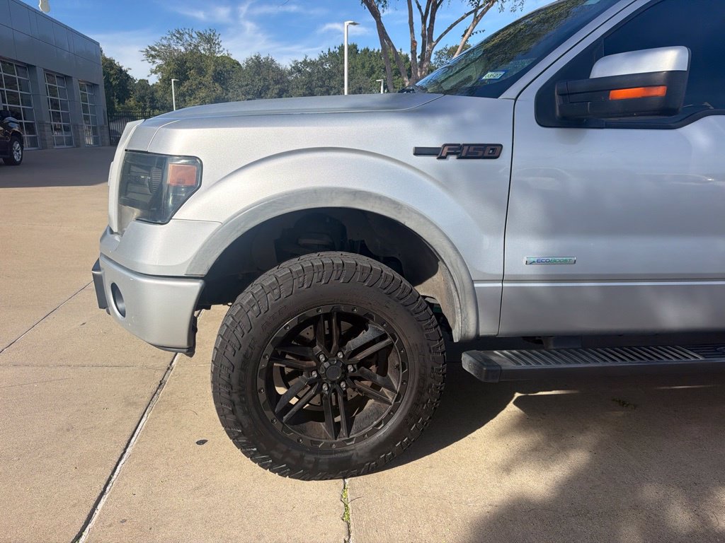 Used 2014 Ford F150 FX4 w/ Equipment Group 402A Luxury AWD/4WD image 2