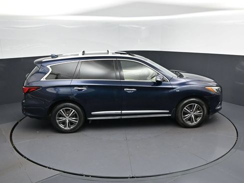 Used 2019 INFINITI QX60 Luxe w/ Essential Package FWD image 36