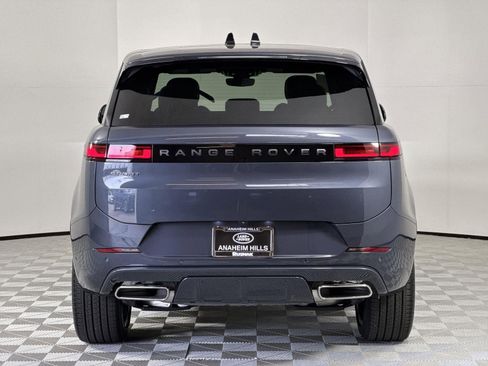 New 2025 Land Rover Range Rover Sport Dynamic SE image 4