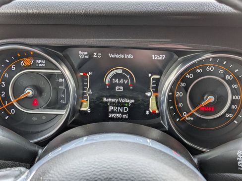 Used 2021 Jeep Wrangler Unlimited Sahara image 13