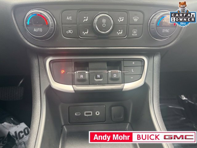 Used 2022 GMC Terrain SLE w/ Driver Convenience Package FWD image 28