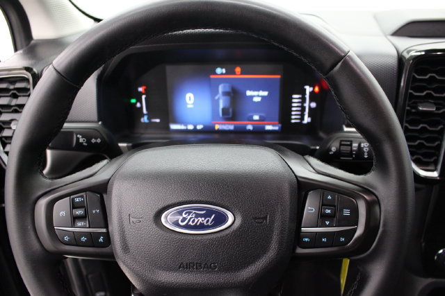 Used 2025 Ford Ranger XLT AWD/4WD image 15