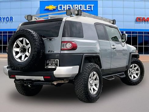 Used 2014 Toyota FJ Cruiser 4WD w/ Convenience Package image 5