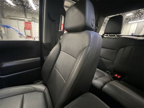 Used 2021 Chevrolet Silverado 1500 W/T w/ Trailering Package image 12