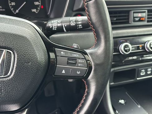 Certified 2024 Honda Pilot TrailSport image 18