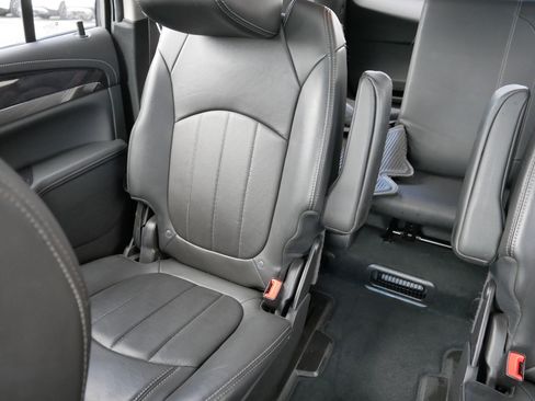Used 2016 Buick Enclave Leather w/ Trailering Package AWD/4WD image 12