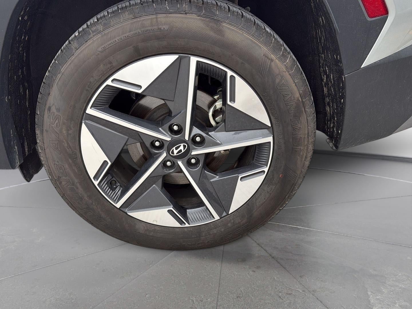 Used 2025 Hyundai Tucson SEL AWD/4WD image 9