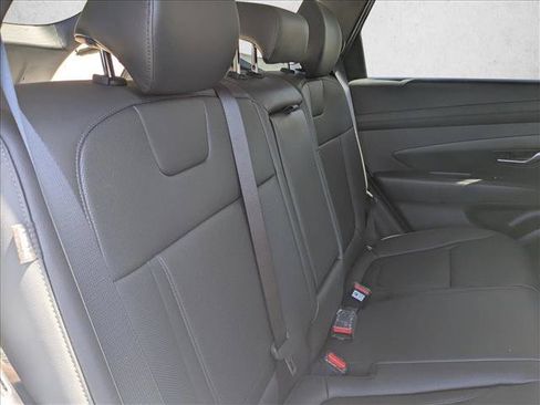 Used 2025 Hyundai Tucson SEL AWD/4WD image 21