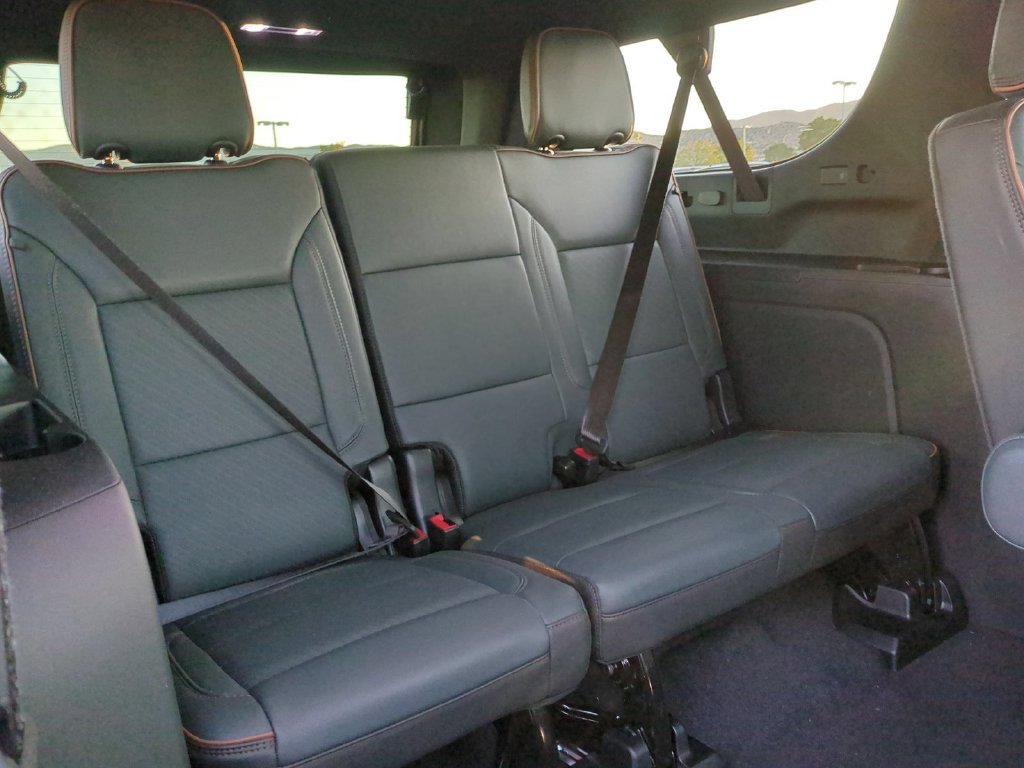 Certified 2026 GMC Yukon XL AT4 w/ AT4 Premium Plus Package AWD/4WD image 35
