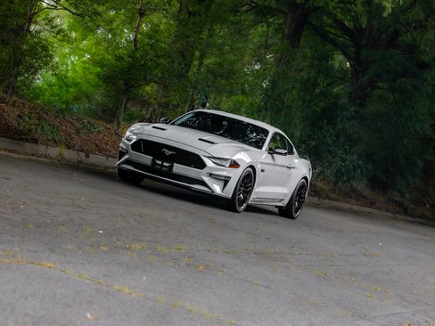Used 2020 Ford Mustang GT Premium RWD image 43