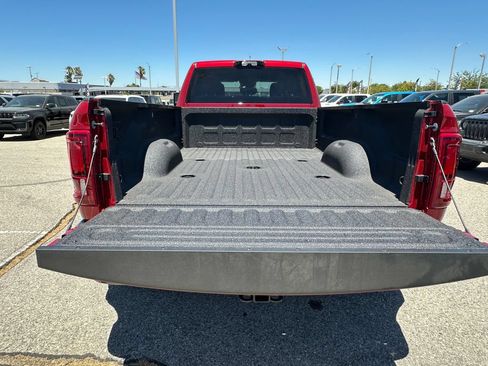 New 2026 RAM 3500 Big Horn AWD/4WD image 17