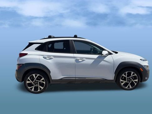Certified 2023 Hyundai Kona Limited image 9