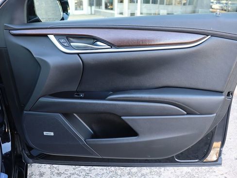 Used 2019 Cadillac XTS Luxury image 44