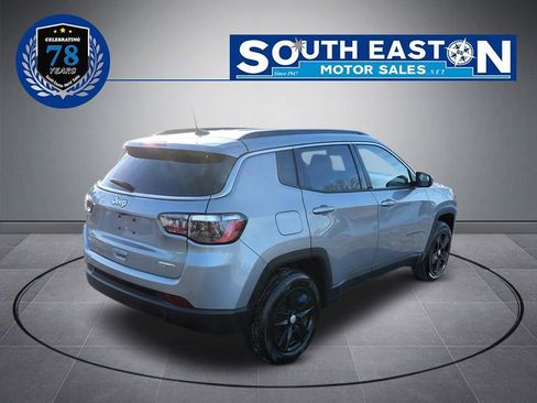 Used 2022 Jeep Compass Latitude w/ Convenience Group image 6