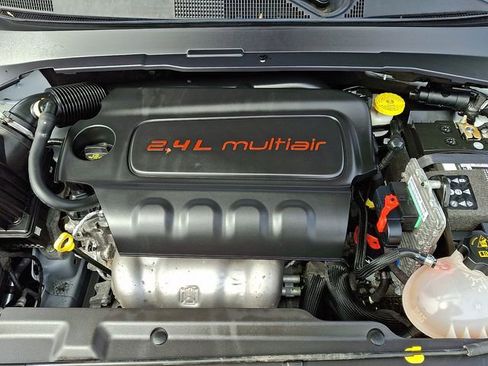 Used 2022 Jeep Compass Latitude w/ Convenience Group AWD/4WD image 28