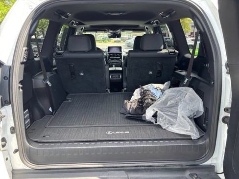 Used 2023 Lexus GX 460 Premium AWD/4WD image 28