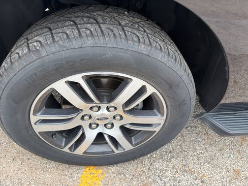Used 2024 Ford Expedition Max Limited RWD image 24