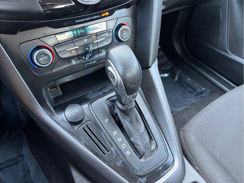 Used 2018 Ford Focus SEL image 27