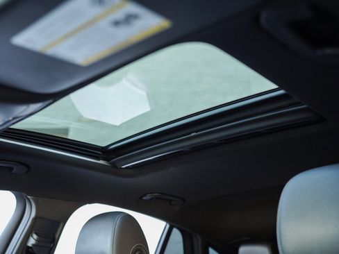 Used 2019 Mercedes-Benz GLC 300 4MATIC Coupe image 35