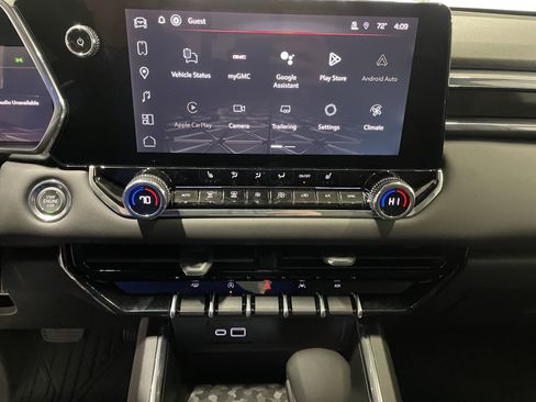 New 2026 GMC Canyon Elevation w/ Convenience Package image 15