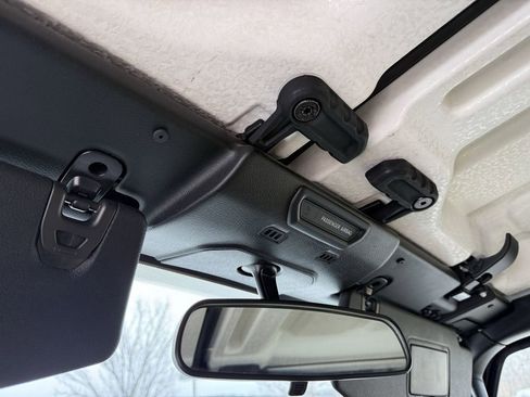 Used 2018 Jeep Wrangler Unlimited Rubicon w/ LED Lighting Group image 33