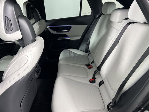 New 2026 Mercedes-Benz GLC 300 4MATIC image 21