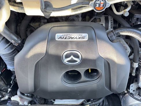 Used 2018 MAZDA CX-9 Touring image 33