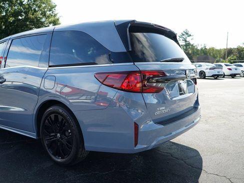 Used 2025 Honda Odyssey Sport-L image 21