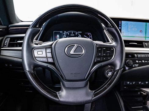 Used 2019 Lexus ES 350 Luxury image 42